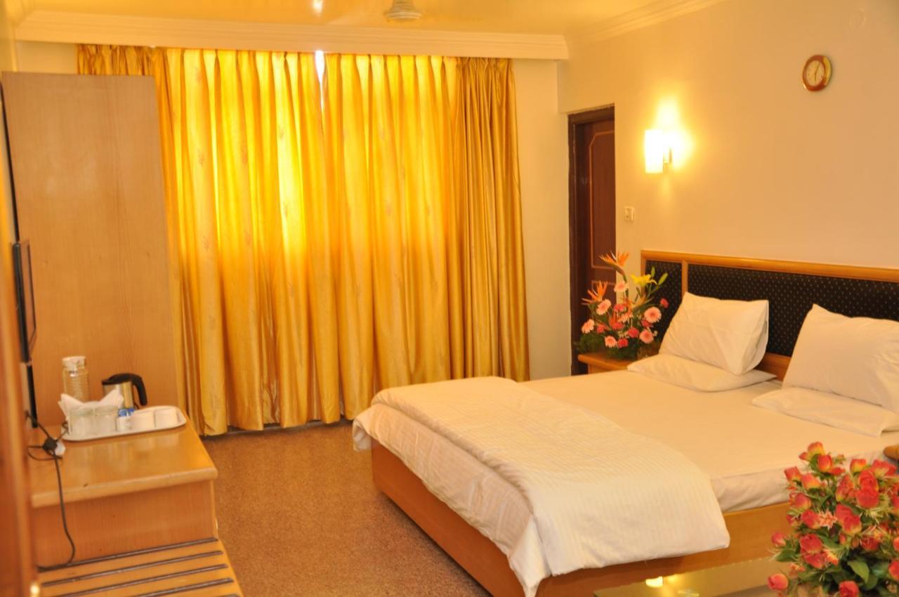 Hotelpearlinn Bangalore Exterior foto